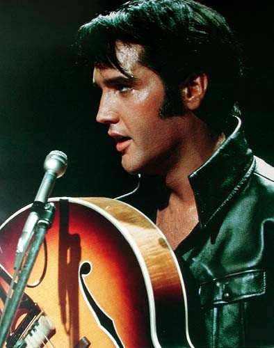 Elvis mit Gitarre Poster 40x50